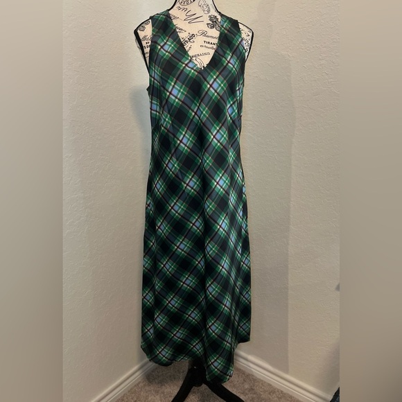 Satin Chemise Plaid Dress Size Medium (8-10) - Picture 1 of 8